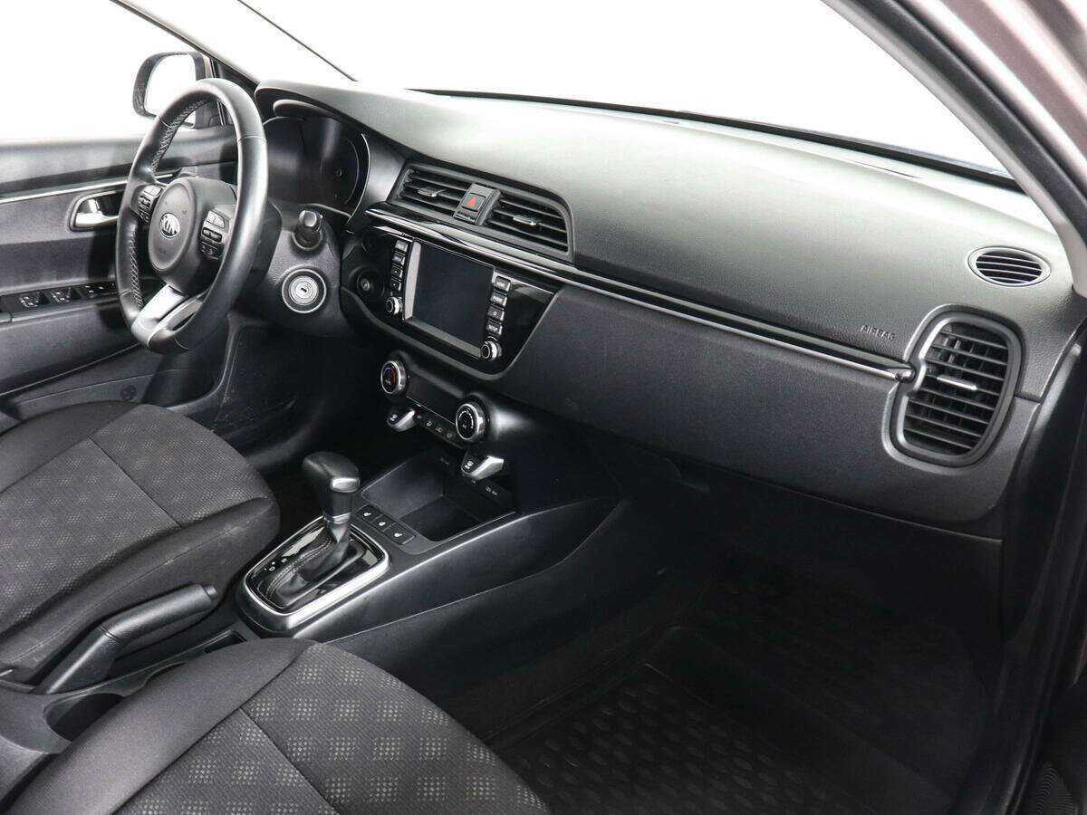 Kia Rio X-Line, 2019 Фото №10