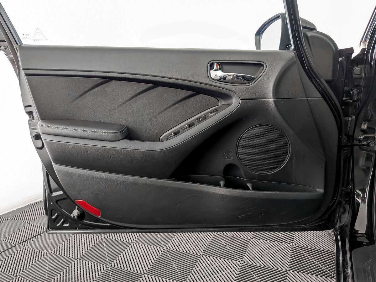 Kia Cerato, 2019 Фото №15