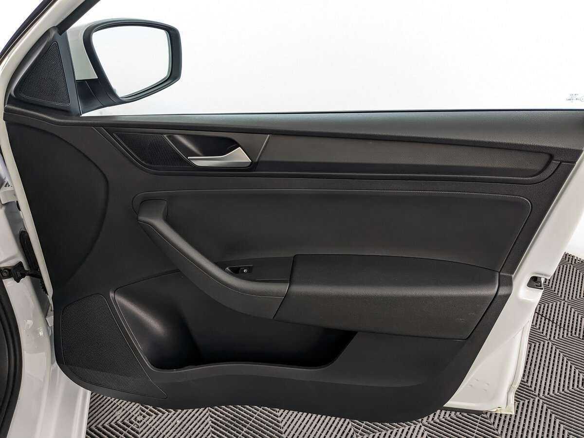 Volkswagen Polo, 2020 Фото №19