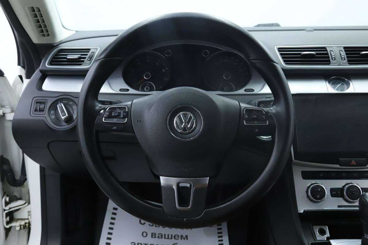 Volkswagen Passat CC, 2013 Фото №11