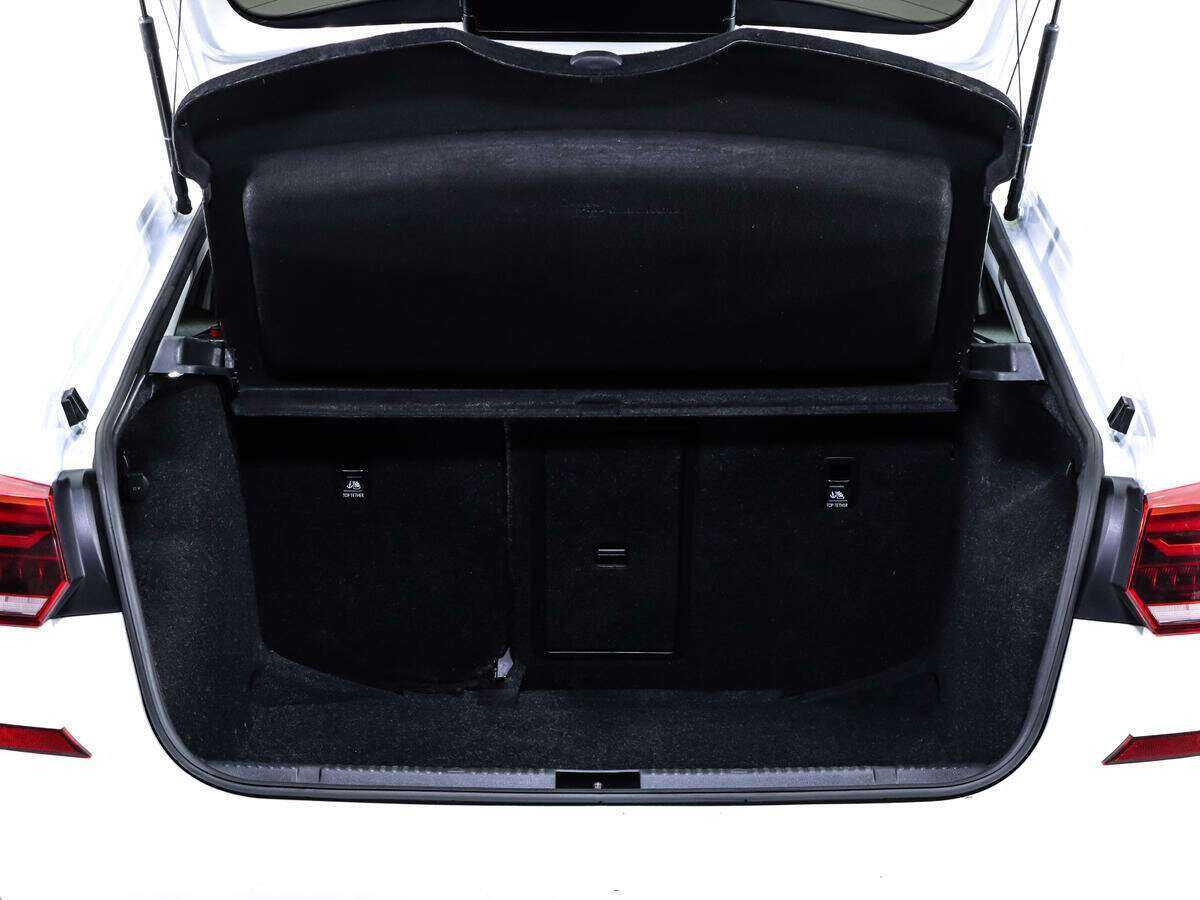 Volkswagen Polo, 2020 Фото №15