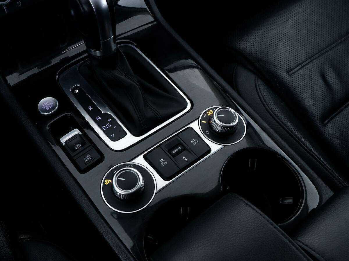 Volkswagen Touareg, 2016 Фото №15