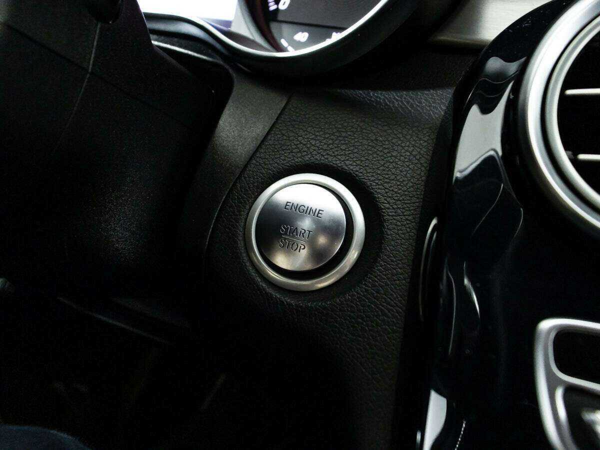 Mercedes-Benz C-Класс 180 9G-TRONIC, 2017 Фото №19