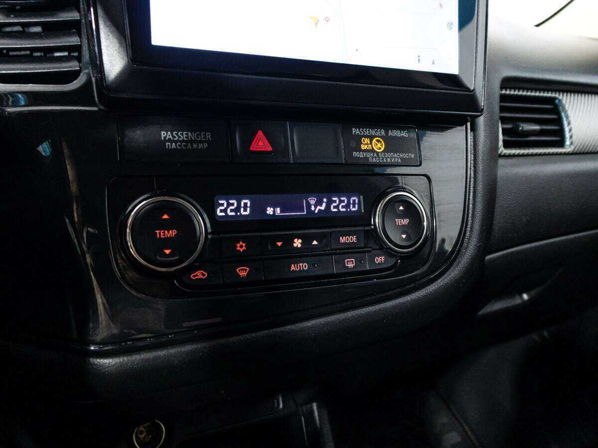 Mitsubishi Outlander, 2016 Фото №16