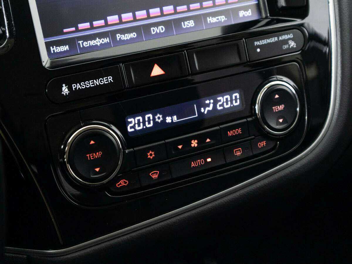 Mitsubishi Outlander, 2015 Фото №16