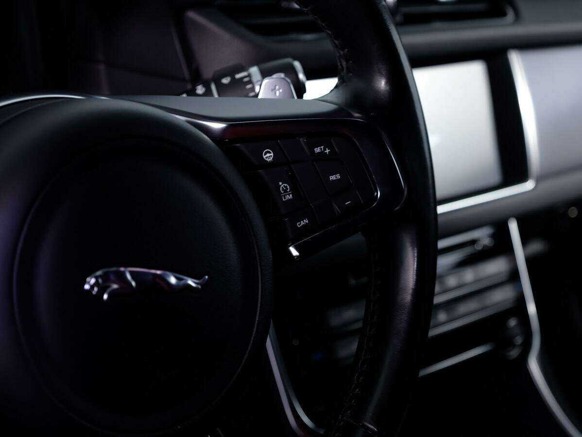 Jaguar XF, 2017 Фото №25