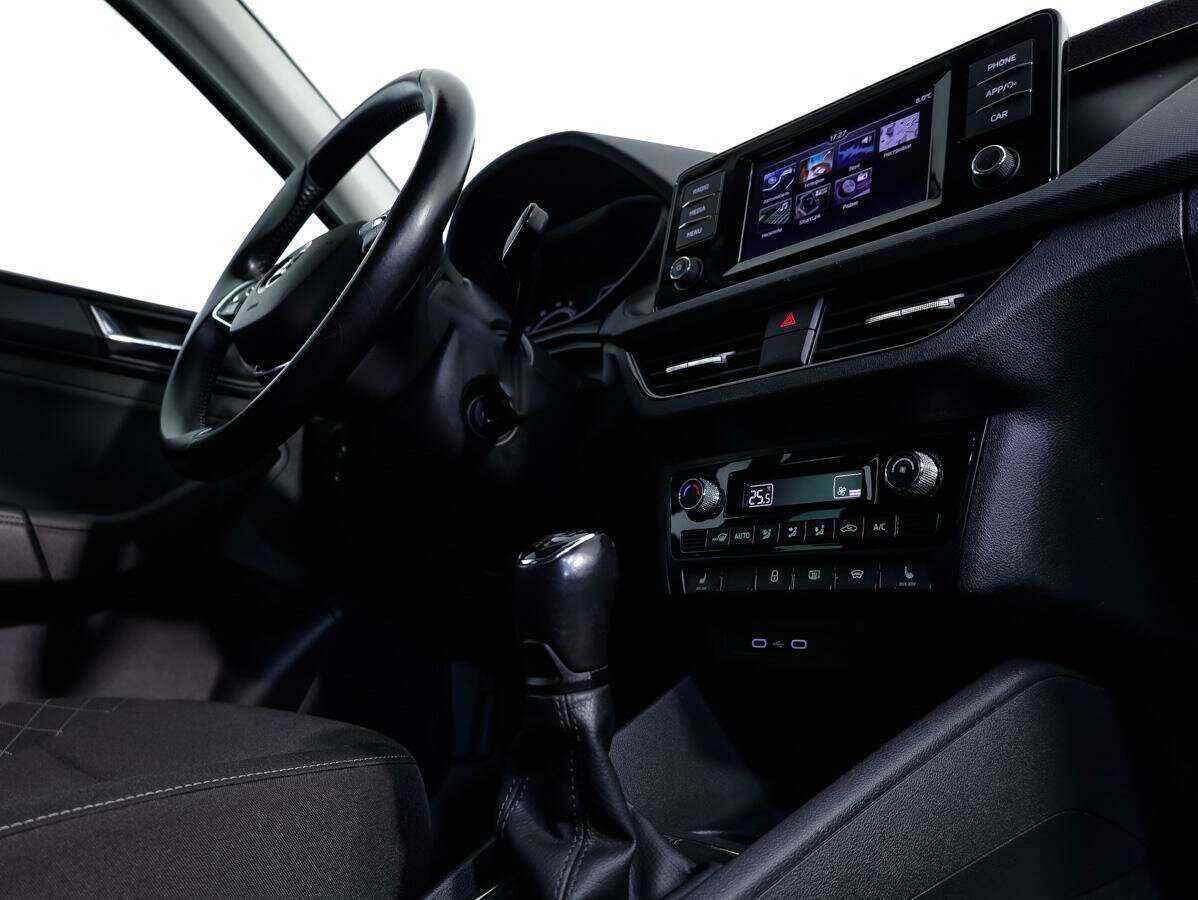 Skoda Rapid, 2021 Фото №21