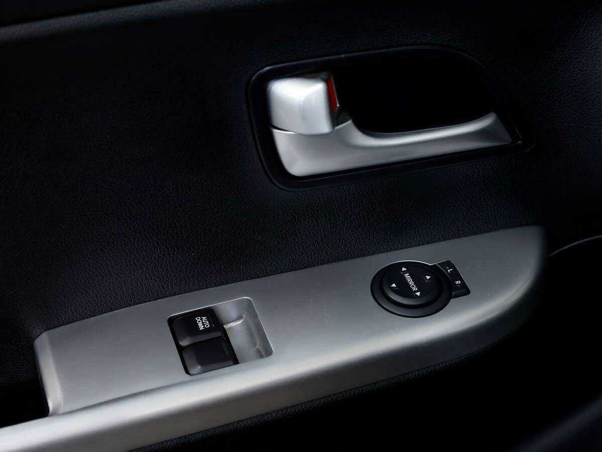 Kia Rio, 2012 Фото №12