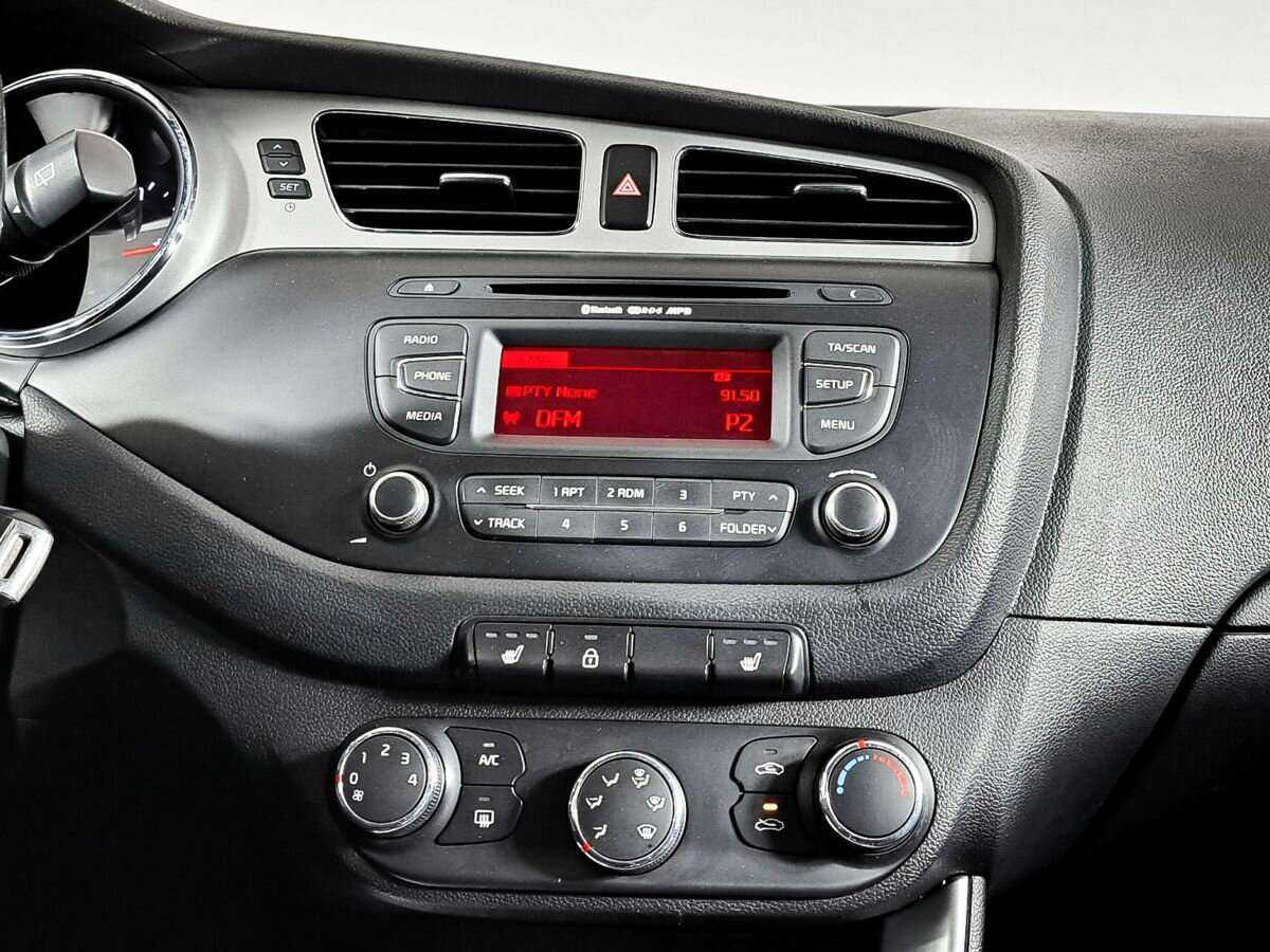 Kia Ceed, 2015 Фото №13