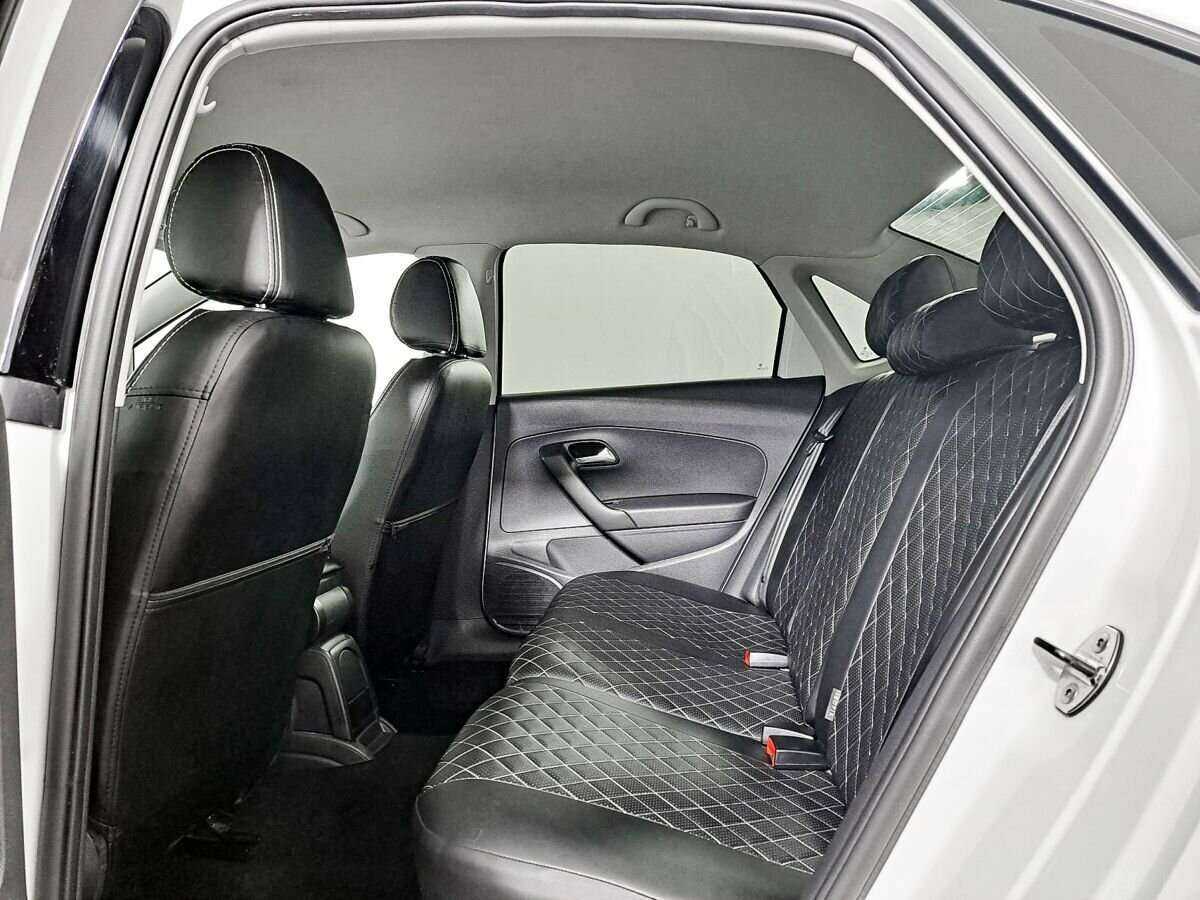 Volkswagen Polo, 2016 Фото №10