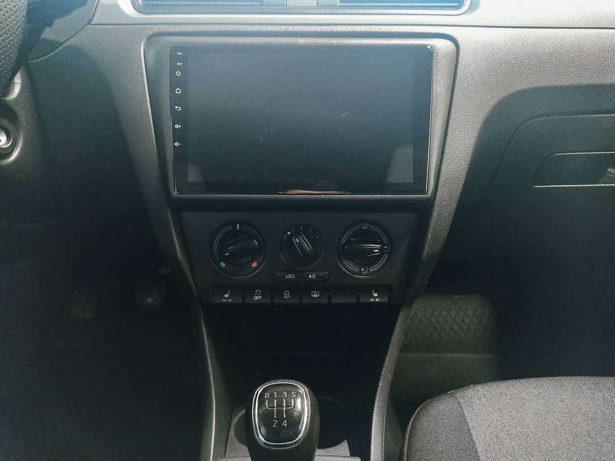 Skoda Rapid, 2017 Фото №15