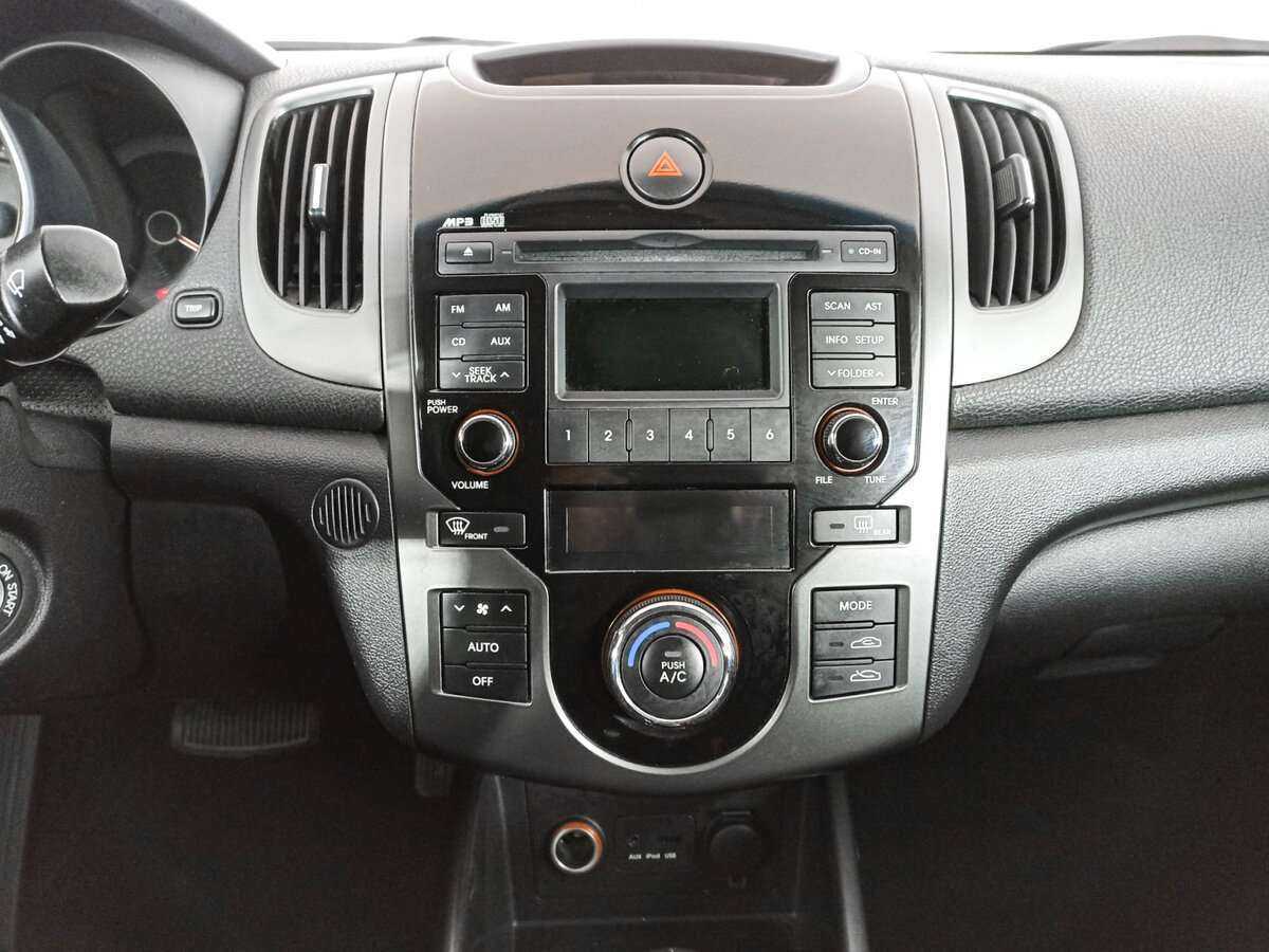 Kia Cerato Koup, 2012 Фото №13