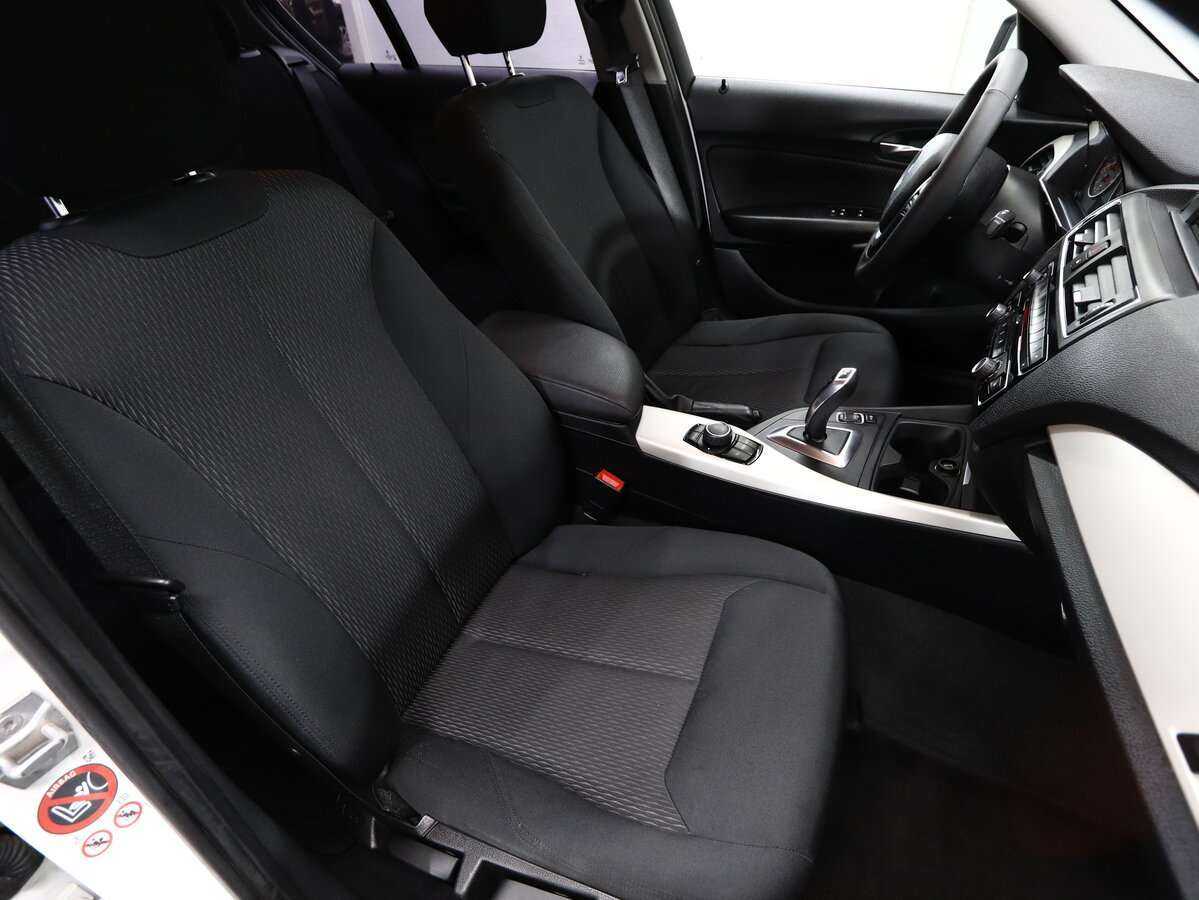 BMW 1 серии 118i, 2016 Фото №15