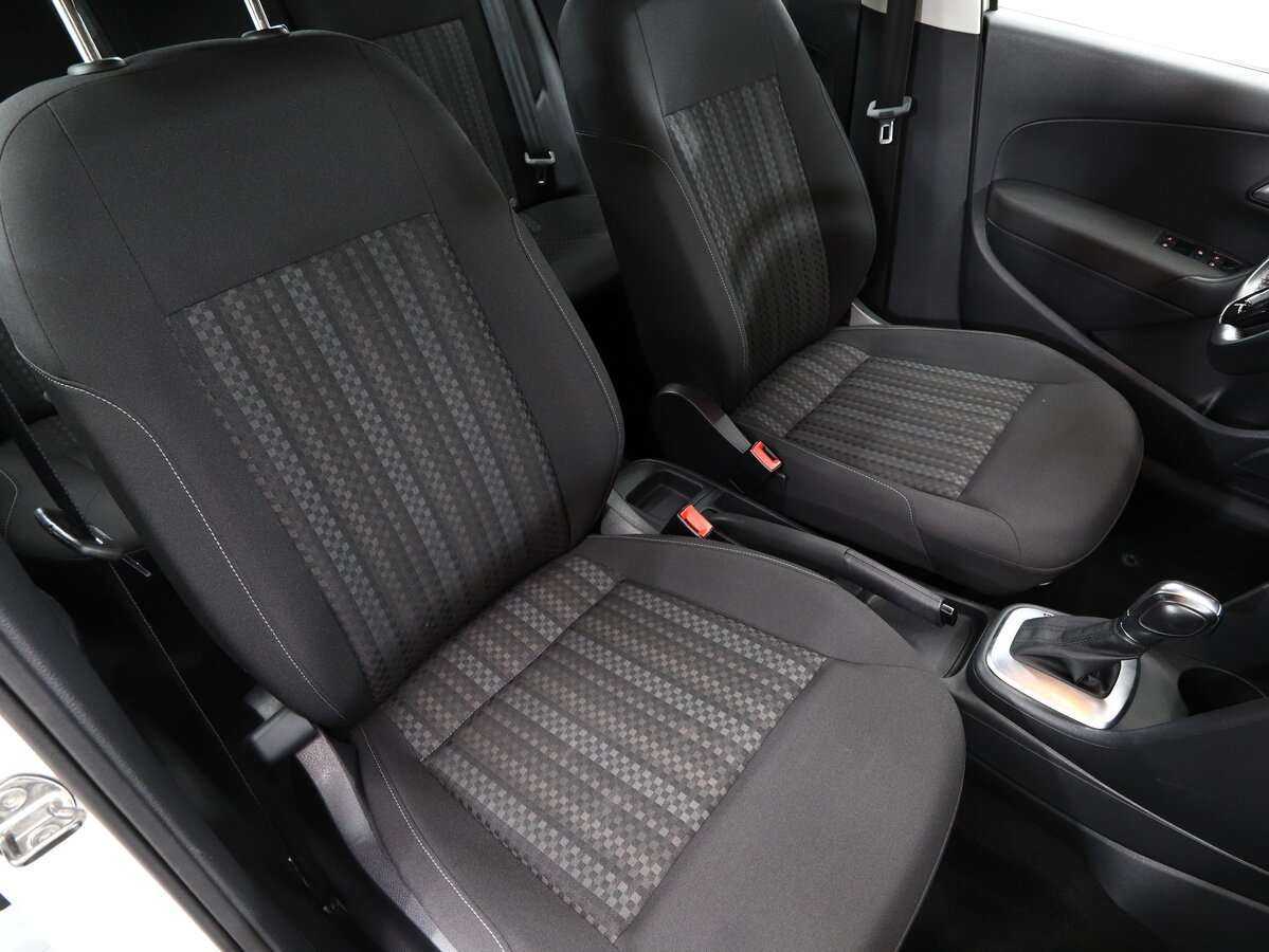 Volkswagen Polo, 2019 Фото №15