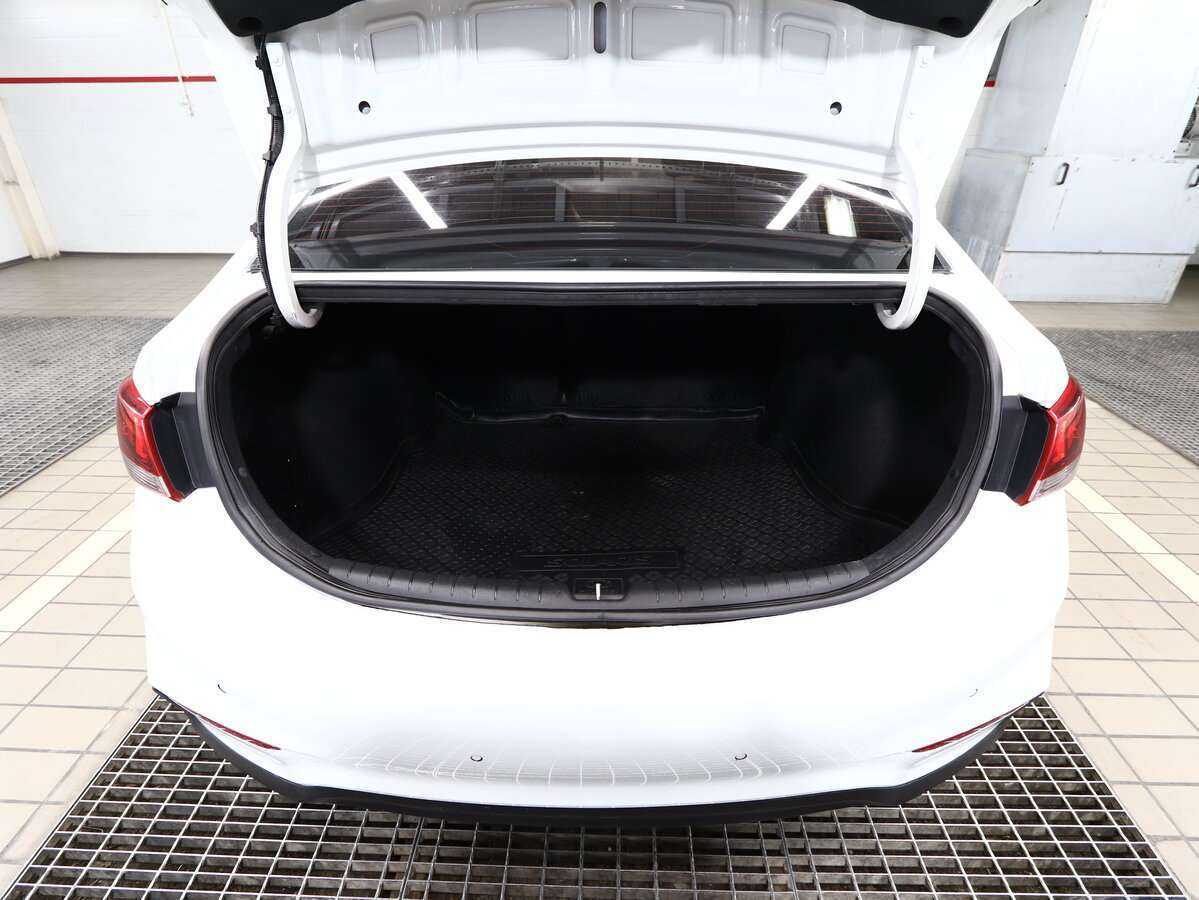 Hyundai Solaris, 2018 - 230 000 км. | Фото №5