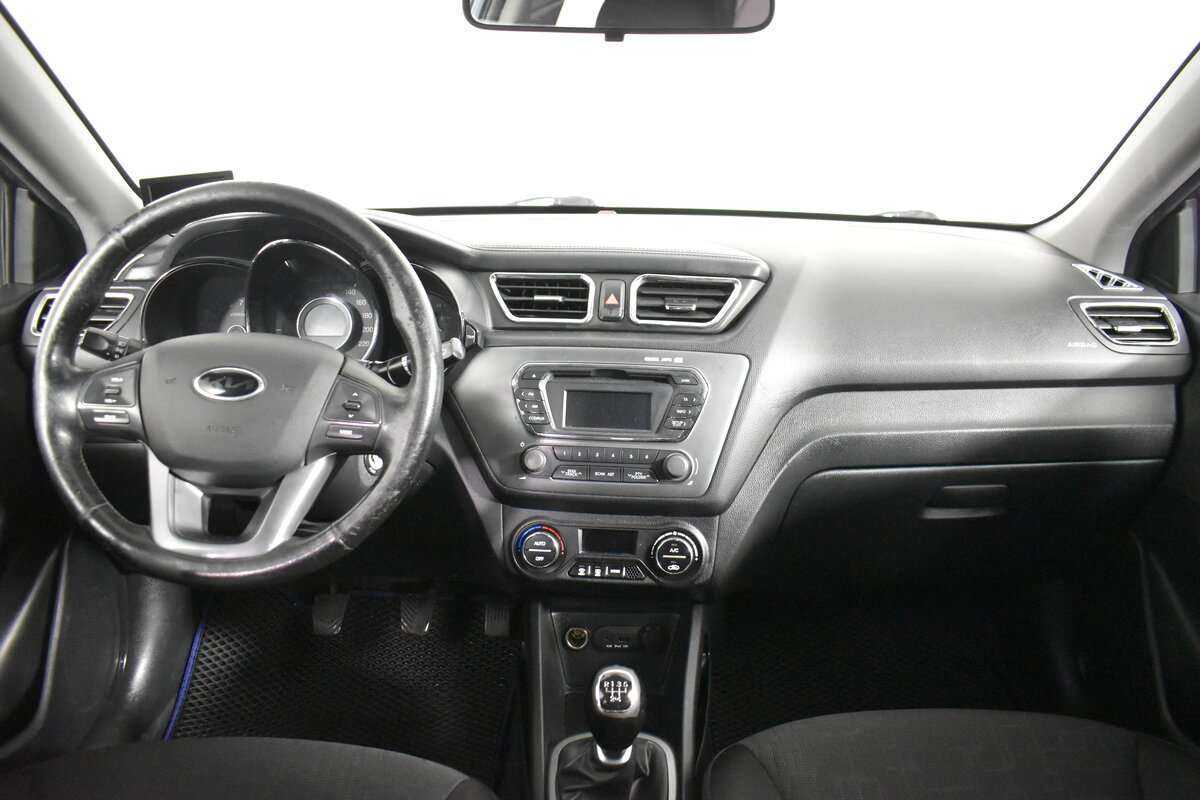 Kia Rio 5-speed, 2013 Фото №10