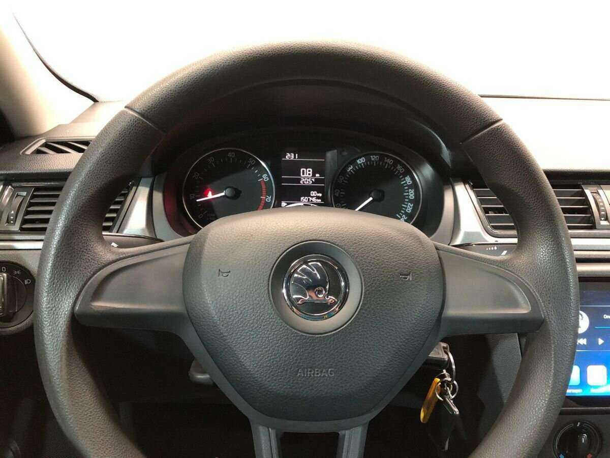 Skoda Rapid, 2015 Фото №15