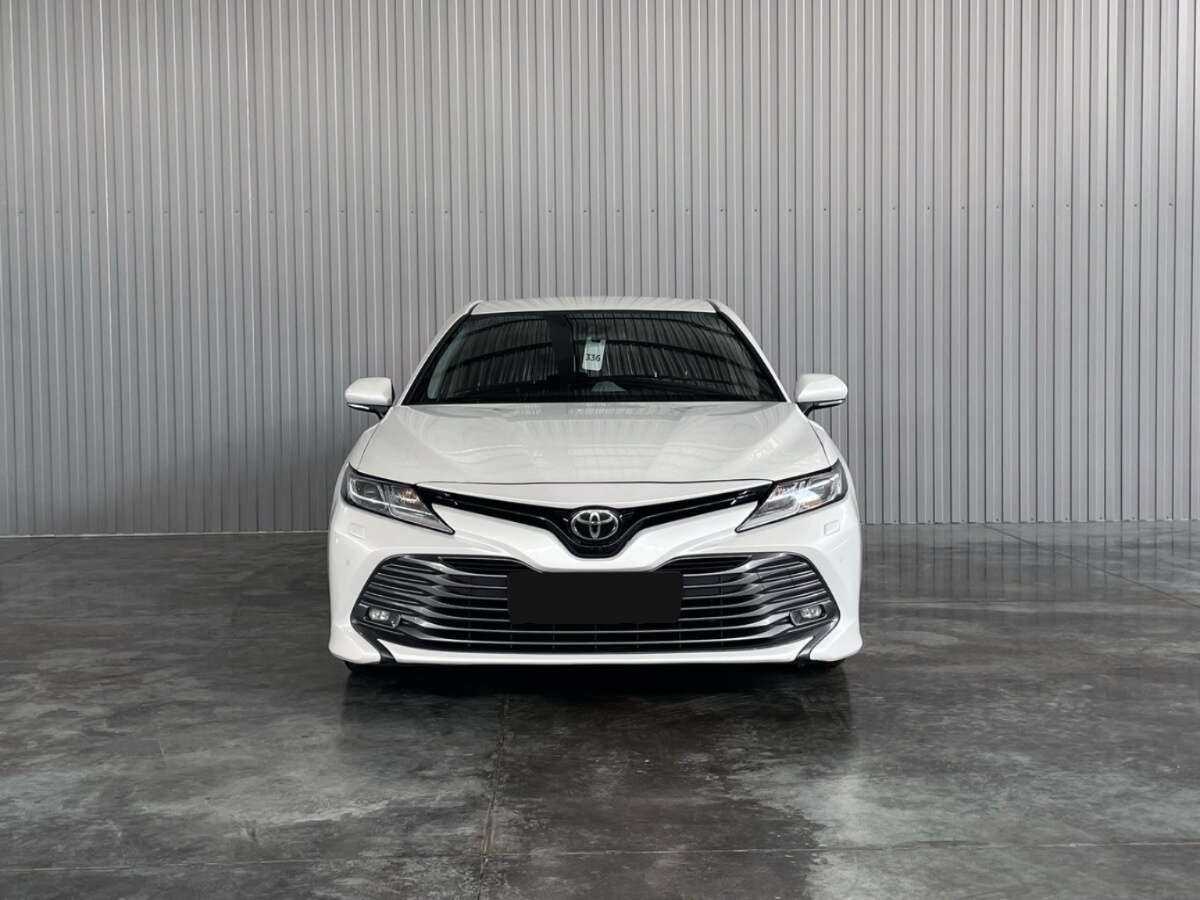 Toyota Camry, 2018 - 120 727 км. | Фото №2
