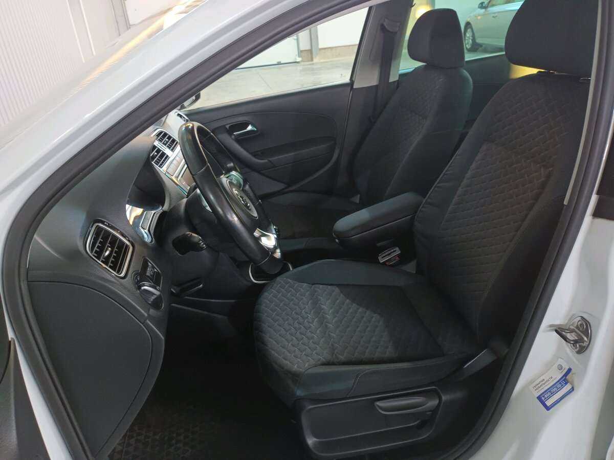 Volkswagen Polo, 2019 Фото №11