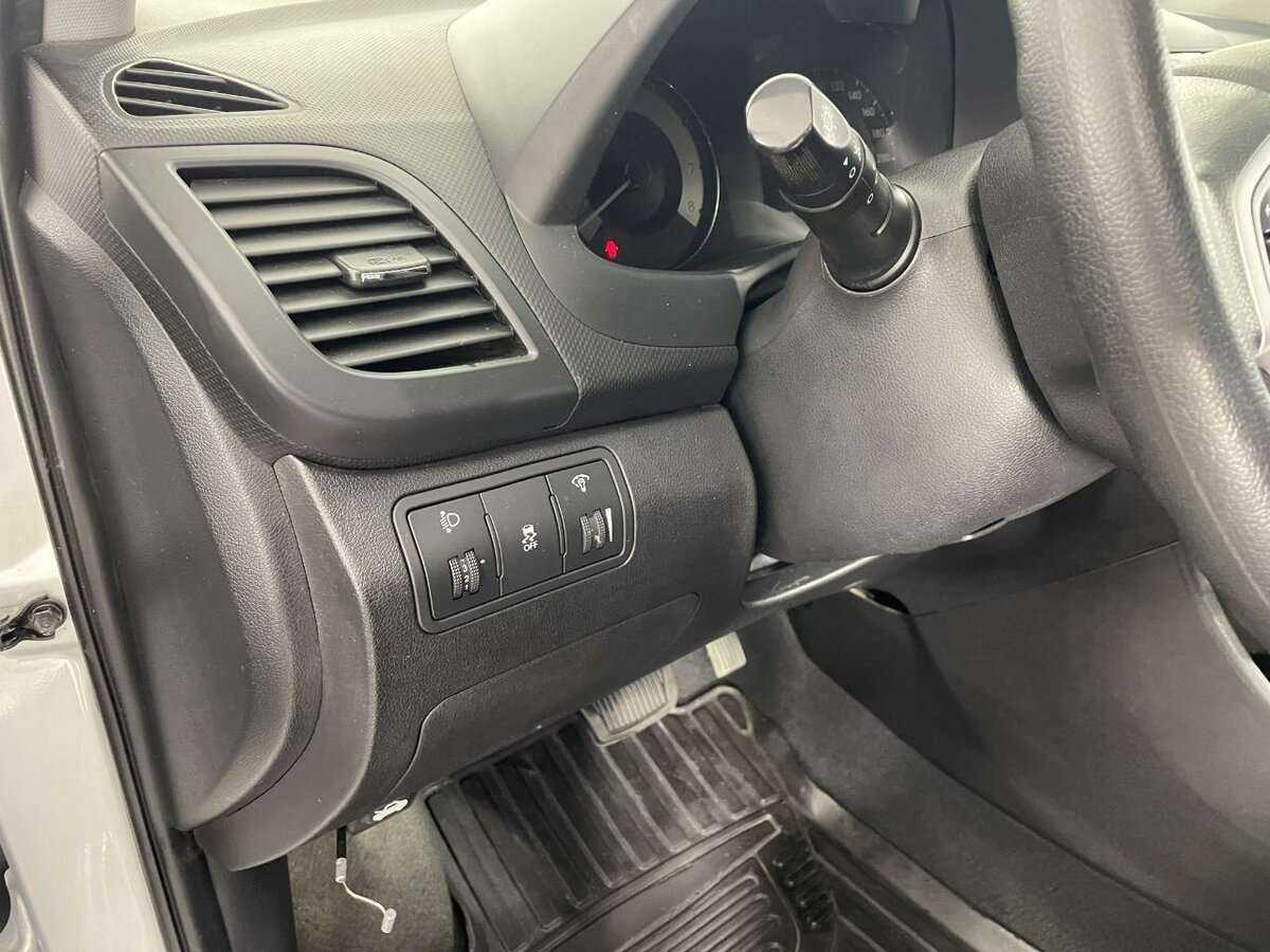 Hyundai Solaris, 2012 Фото №9