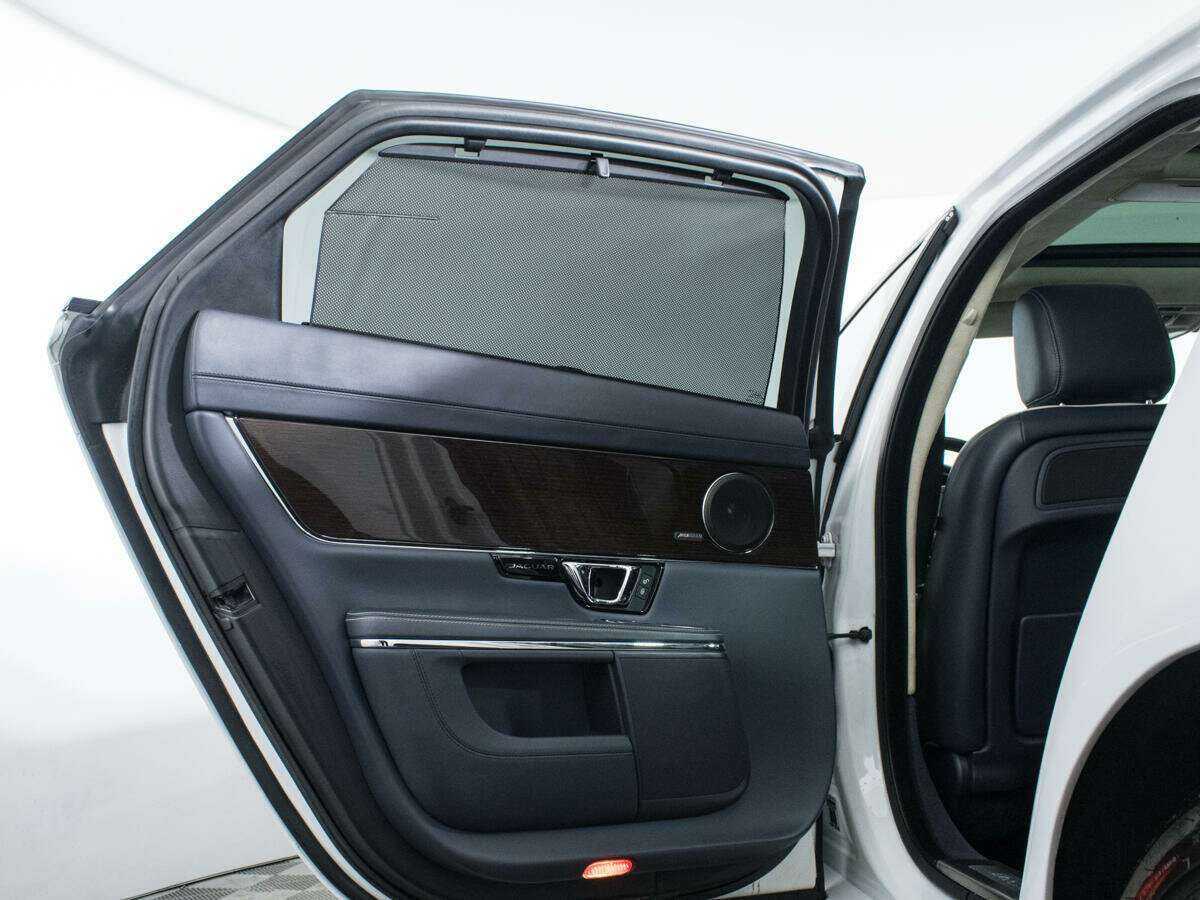 Jaguar XJ, 2014 Фото №16