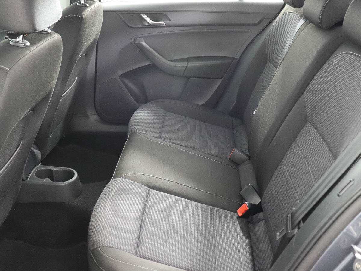 Skoda Rapid, 2014 Фото №9