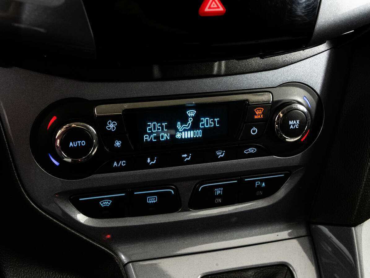 Ford Focus, 2012 Фото №14