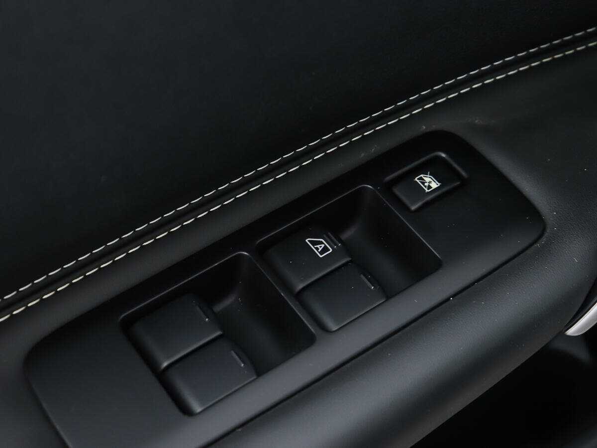 Nissan Qashqai, 2012 Фото №18