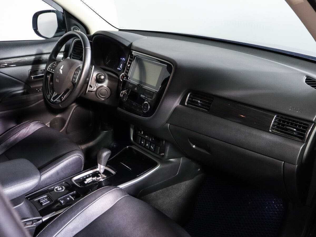 Mitsubishi Outlander, 2018 - 91 400 км. | Фото №7