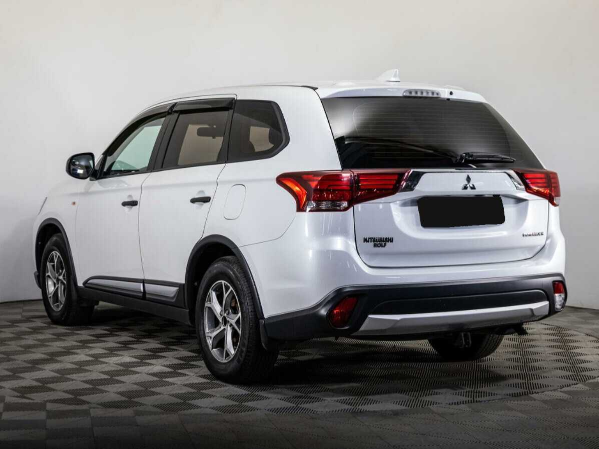 Mitsubishi Outlander, 2018 - 61 801 км. | Фото №6