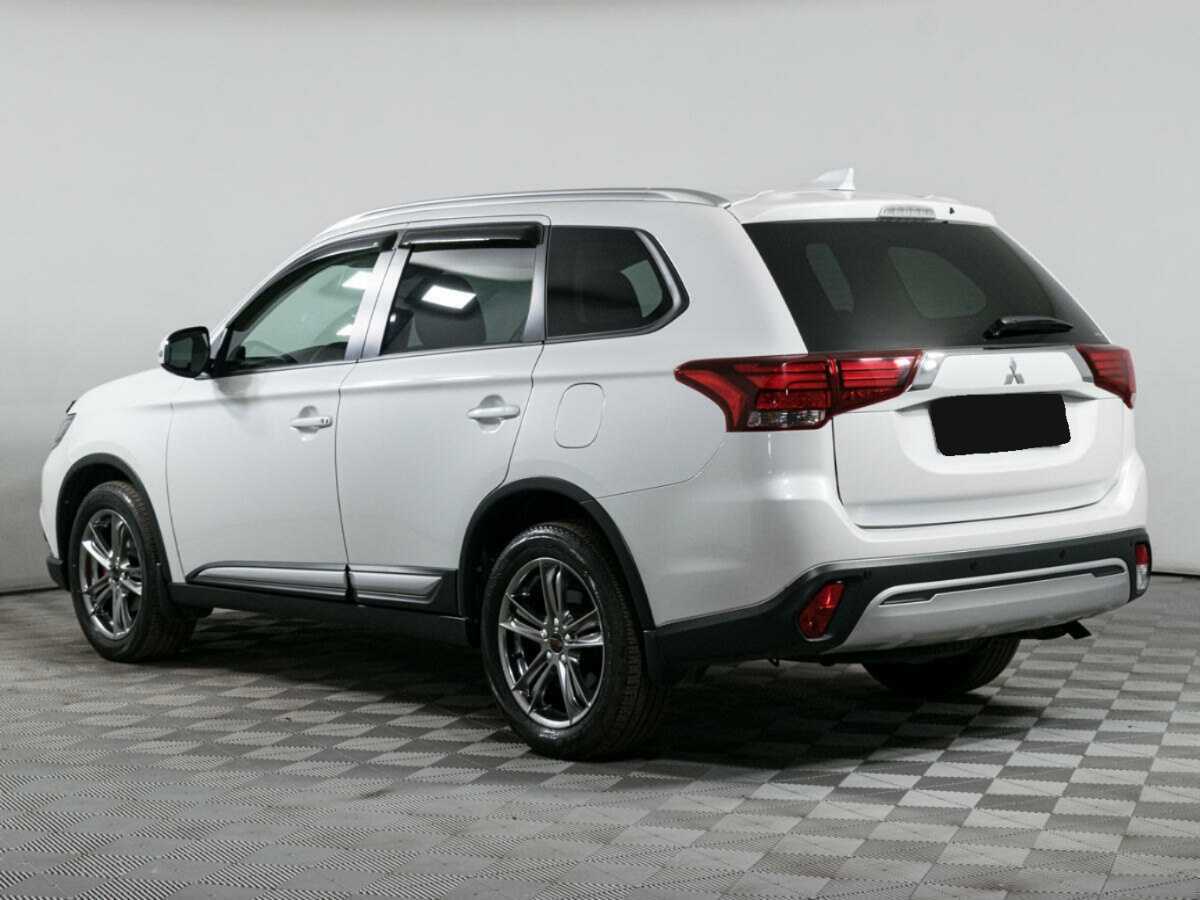 Mitsubishi Outlander, 2019 - 23 894 км. | Фото №4