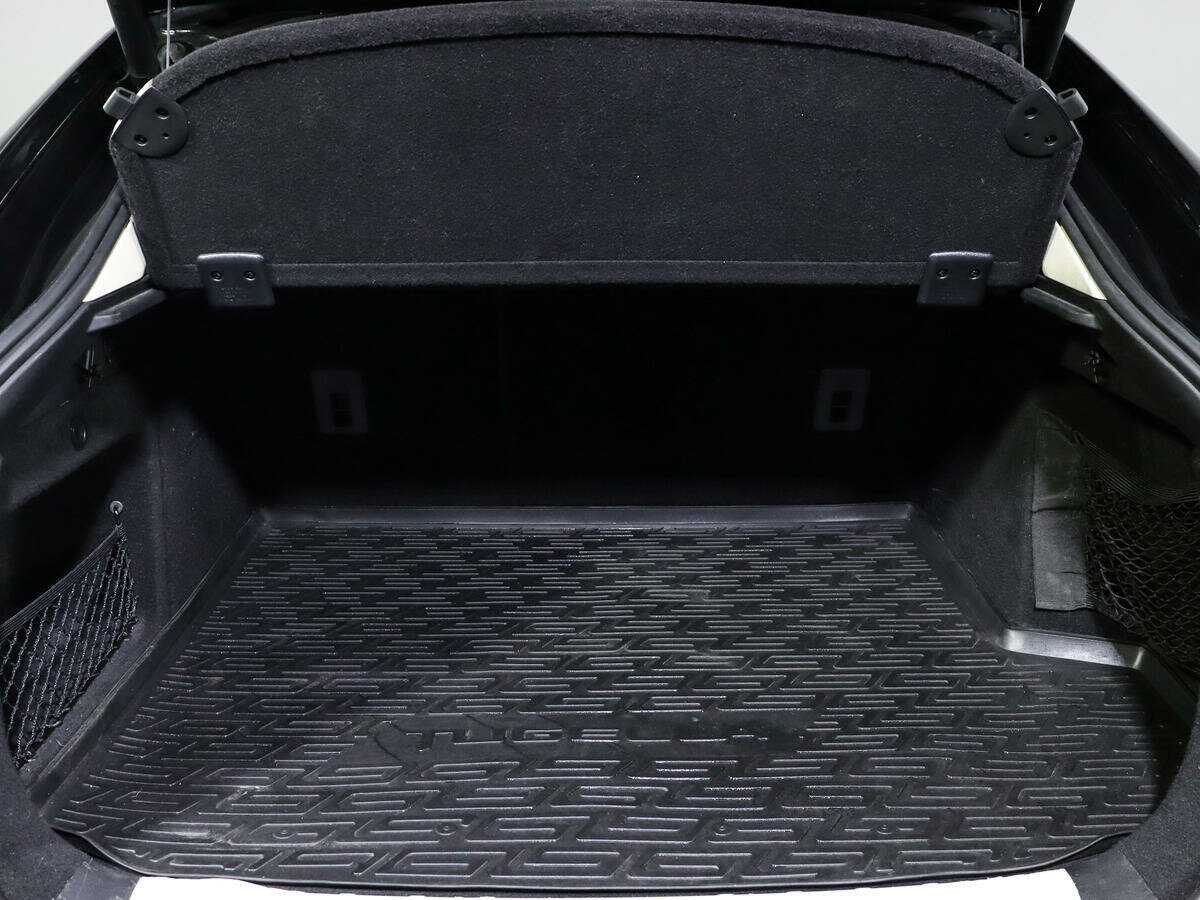 Geely Tugella, 2022 Фото №15