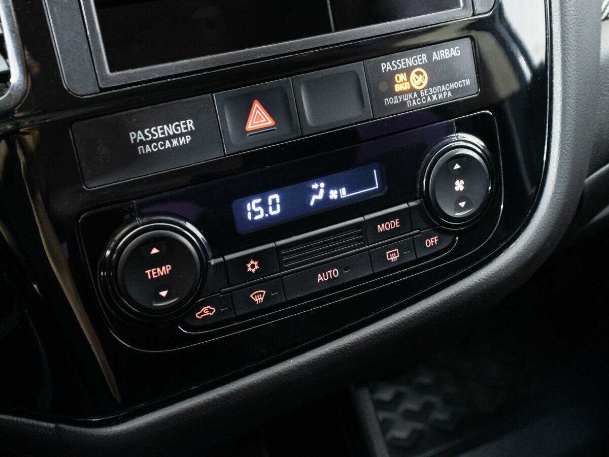 Mitsubishi Outlander, 2014 Фото №15