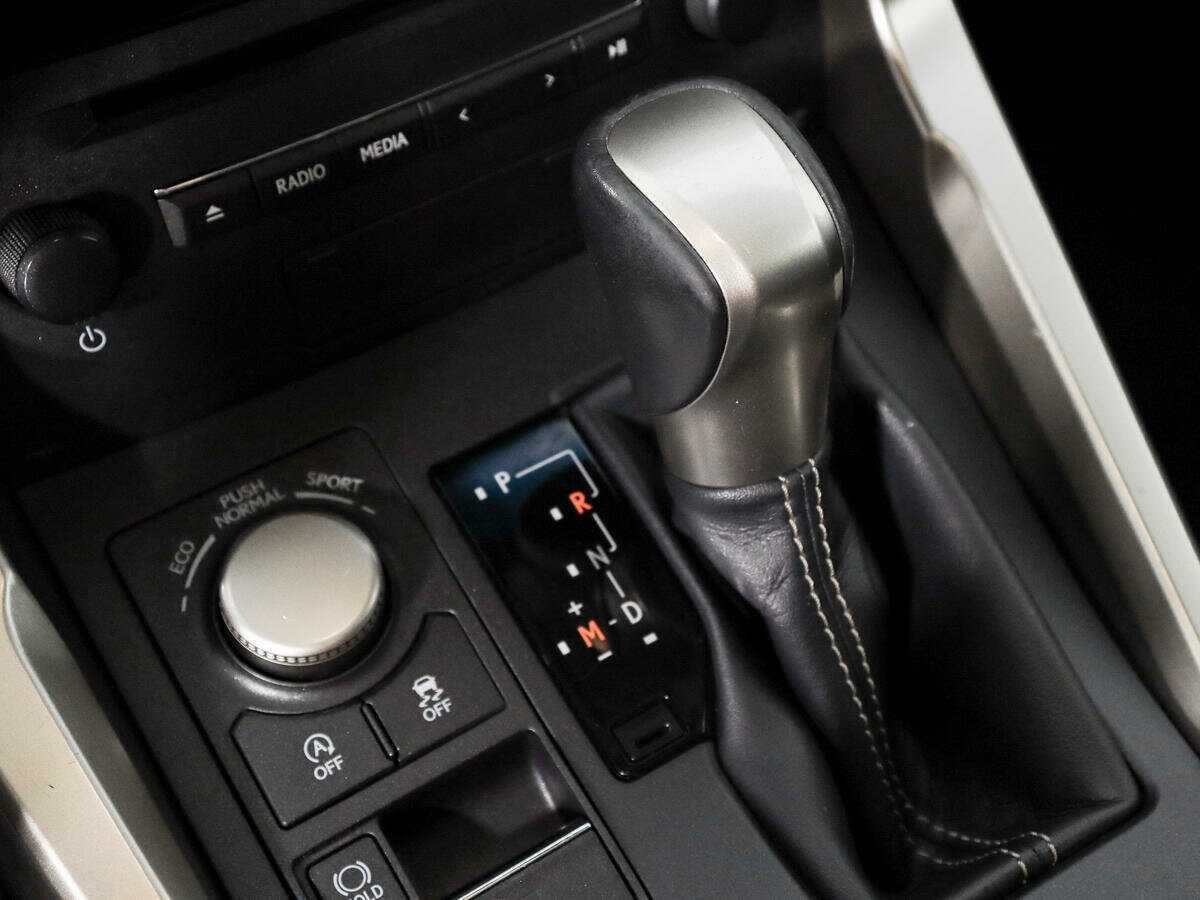 Lexus NX 200, 2016 Фото №11