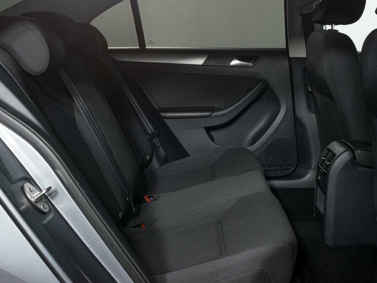 Volkswagen Jetta, 2016 Фото №9