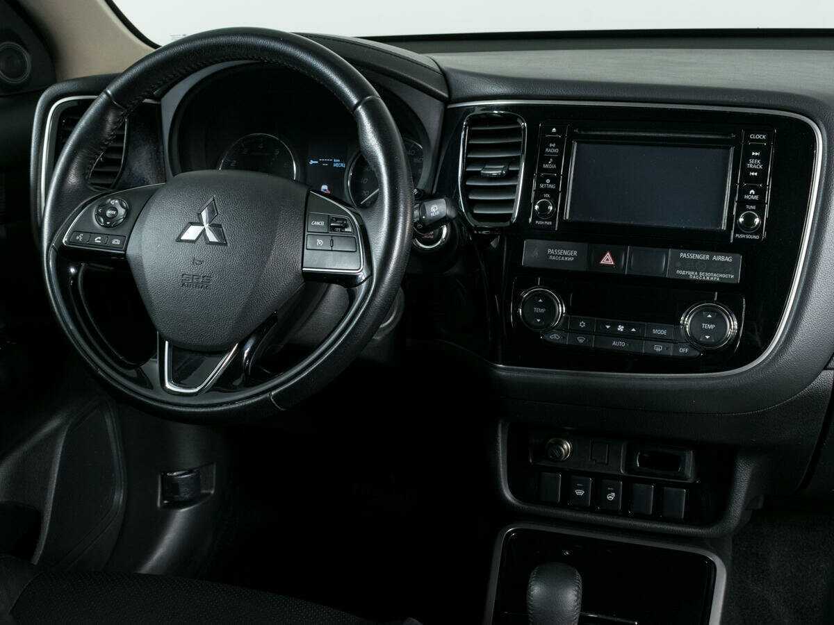 Mitsubishi Outlander, 2017 Фото №9