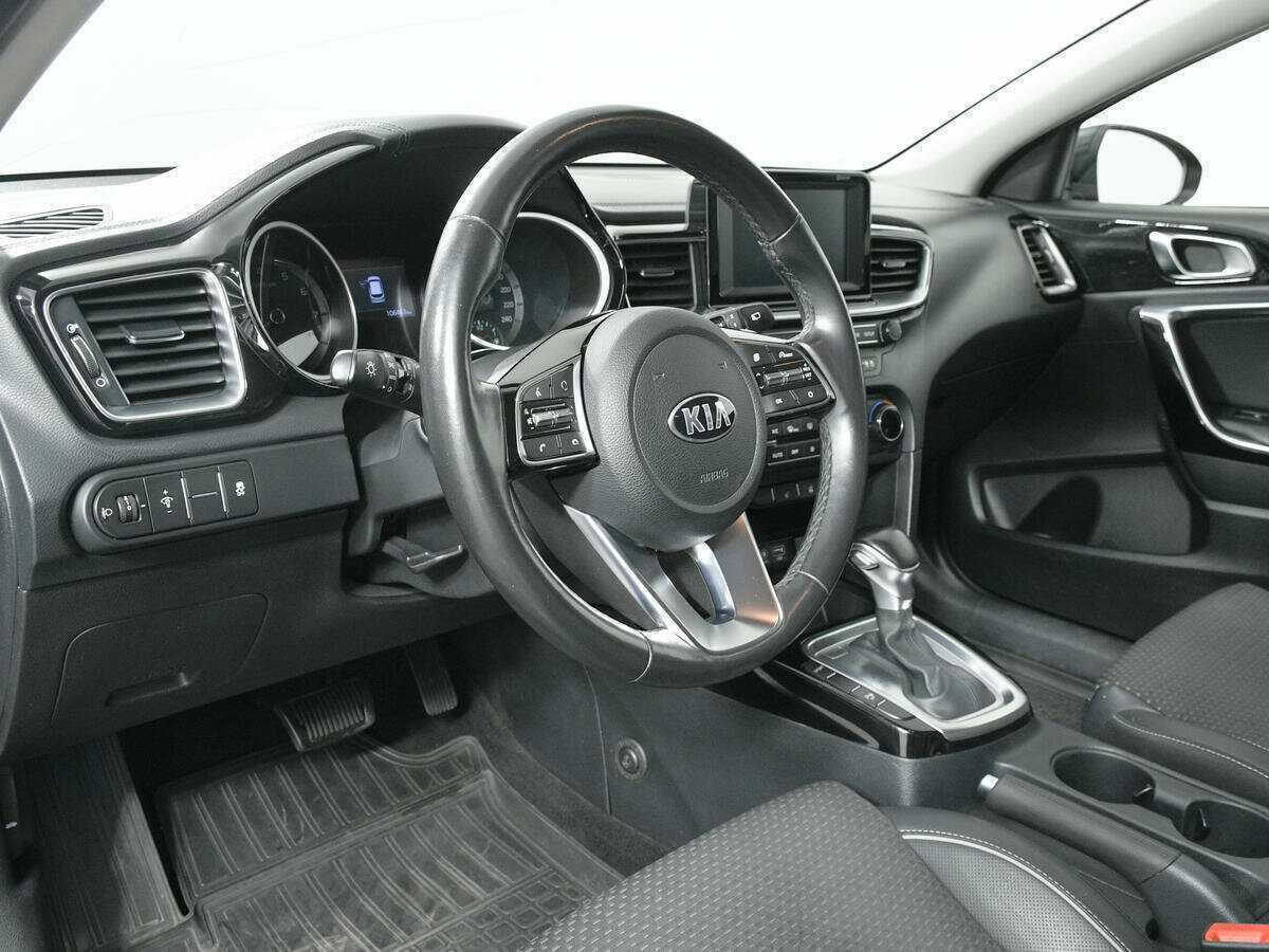 Kia Ceed, 2018 Фото №13