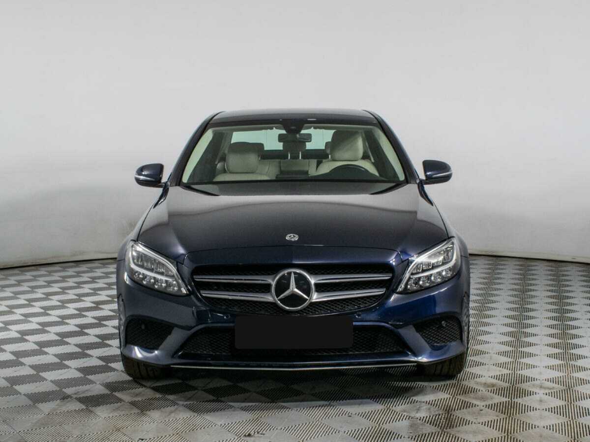 Mercedes-Benz C-Класс 180, 2020 - 68 520 км. | Фото №2