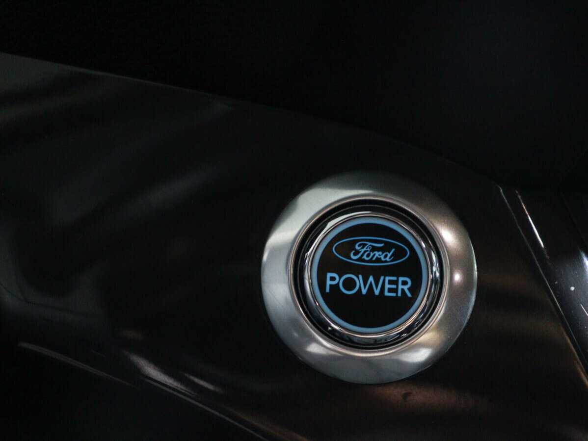 Ford Kuga, 2013 Фото №14