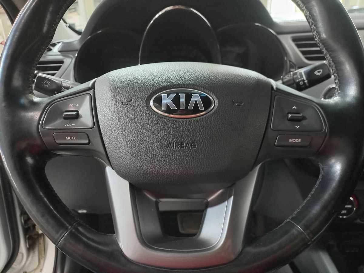 Kia Rio 4-speed, 2013 Фото №14