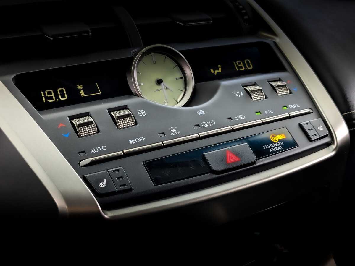 Lexus NX 200, 2018 Фото №21