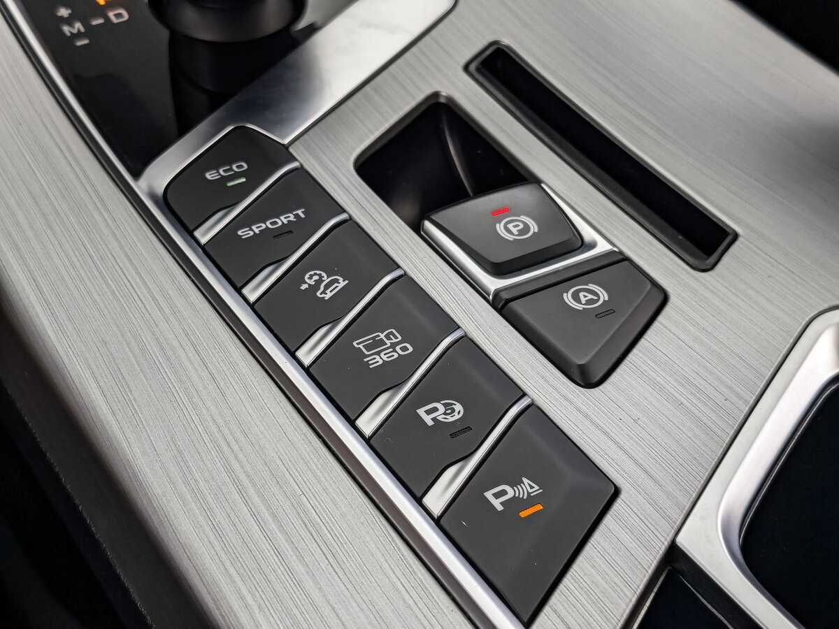 Geely Coolray, 2021 Фото №15