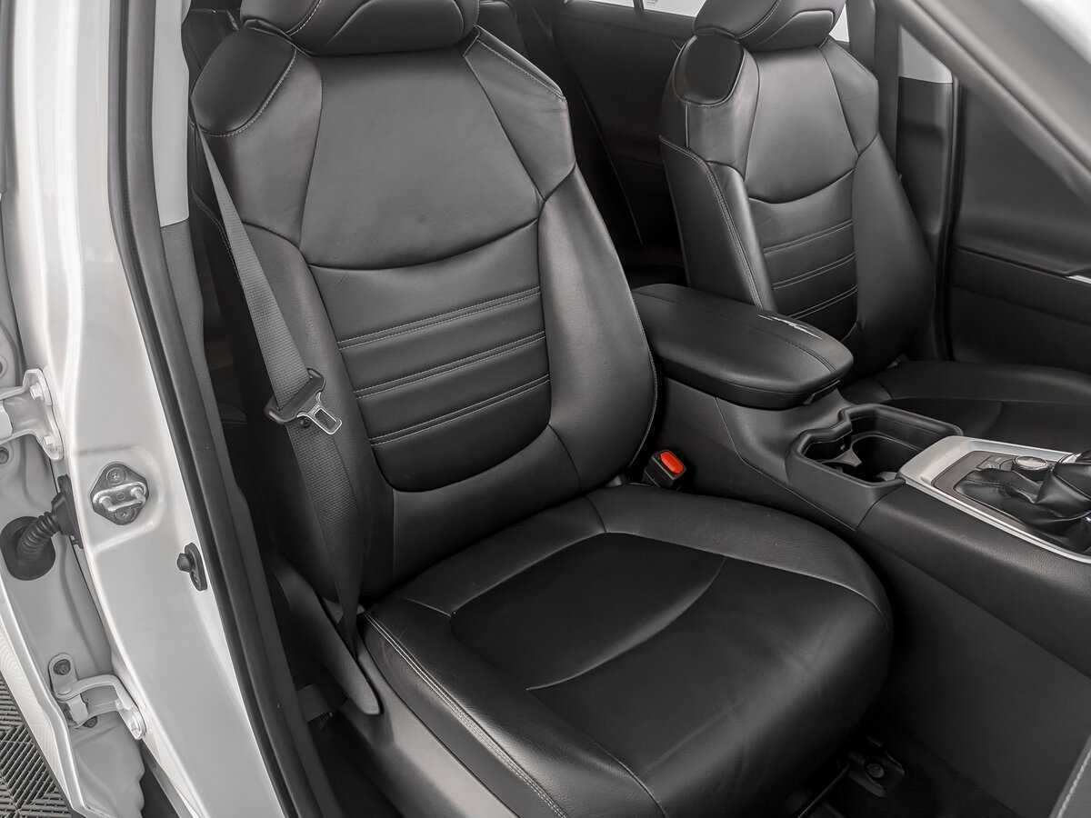 Toyota RAV4, 2020 Фото №20