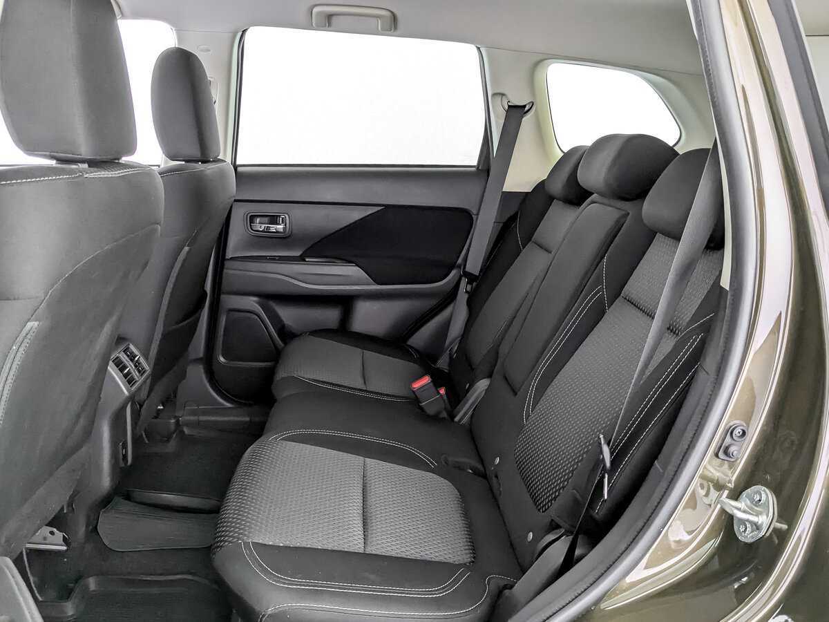 Mitsubishi Outlander, 2021 Фото №10