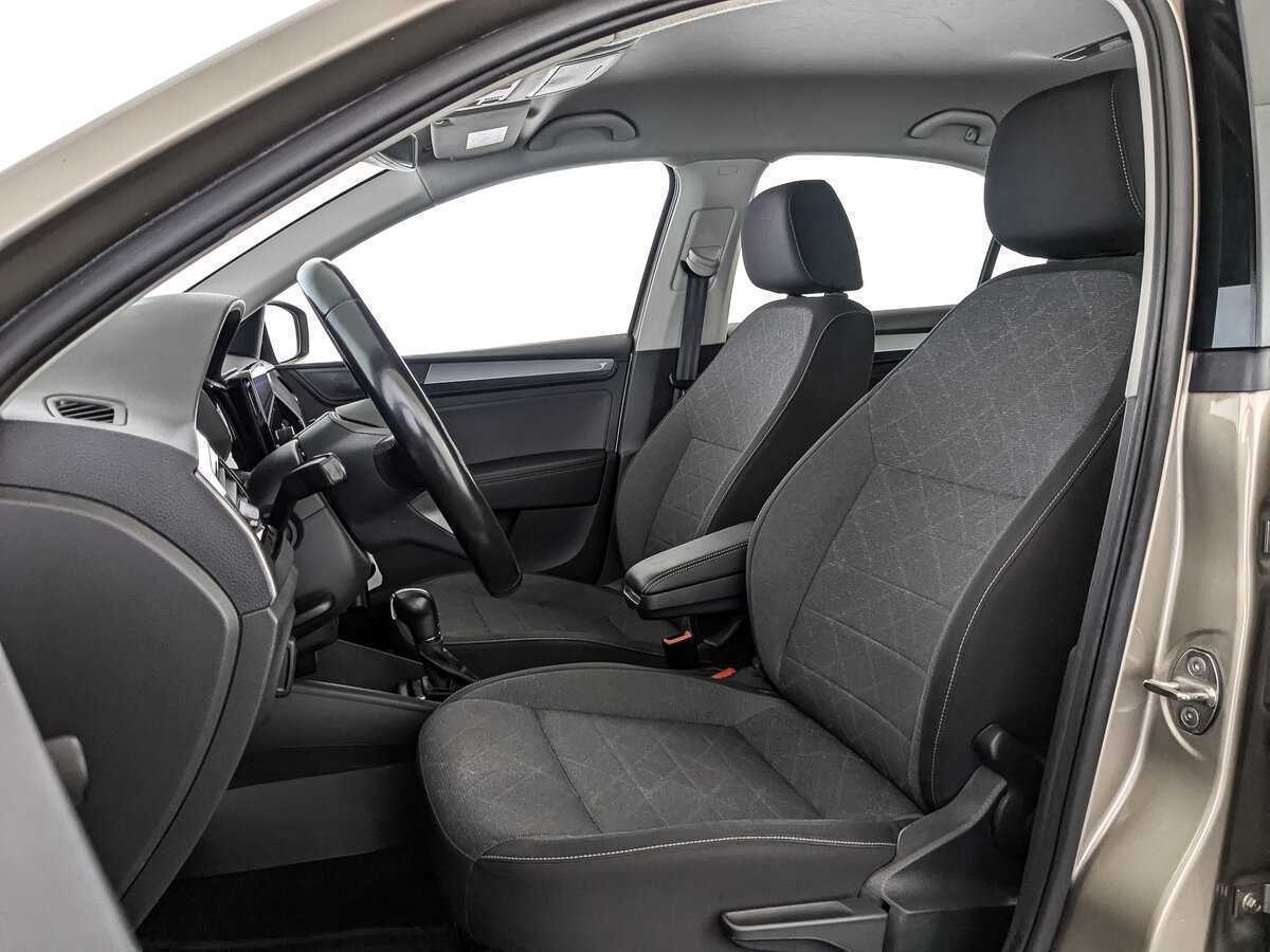 Volkswagen Polo, 2020 Фото №16