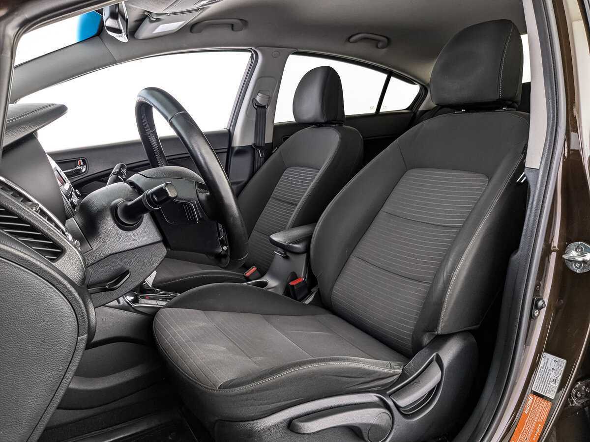 Kia Cerato, 2019 Фото №16