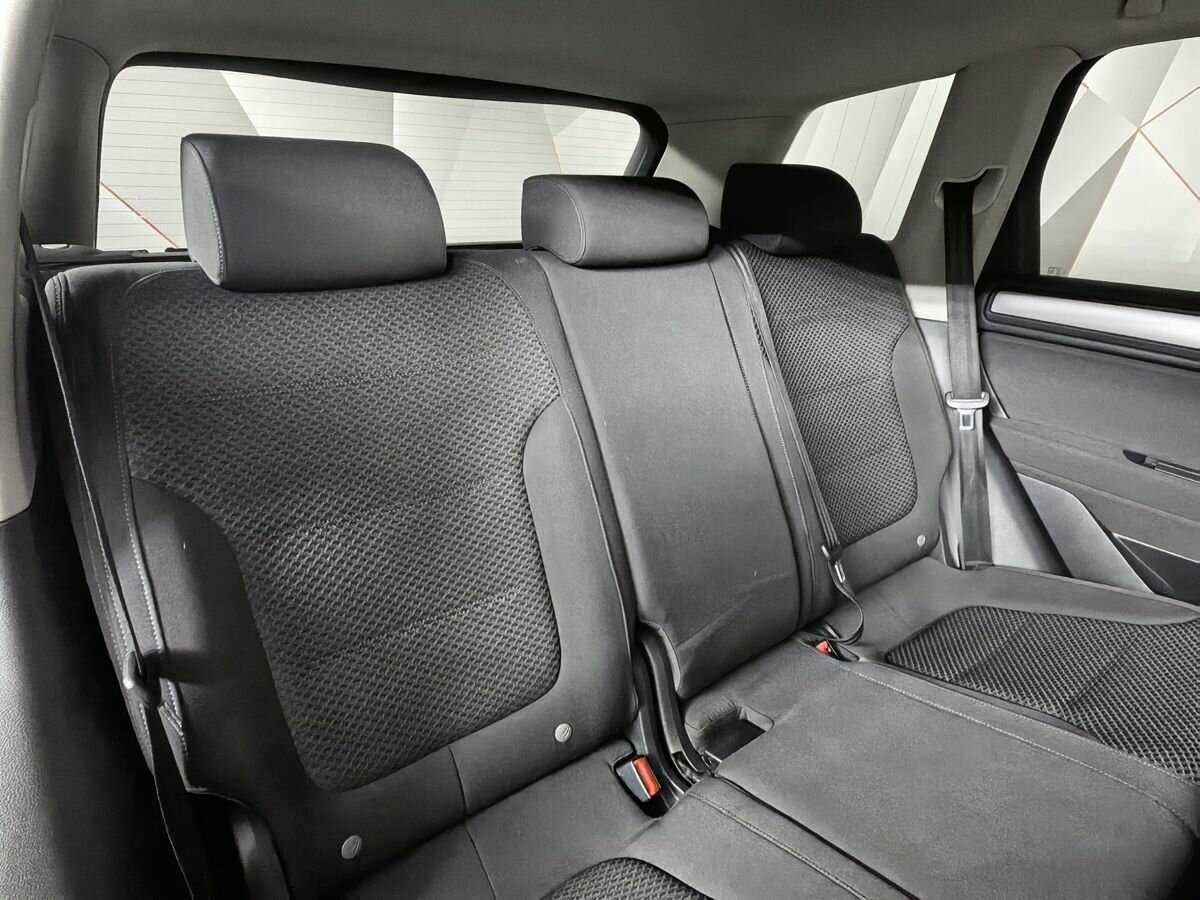 Volkswagen Touareg, 2012 Фото №12