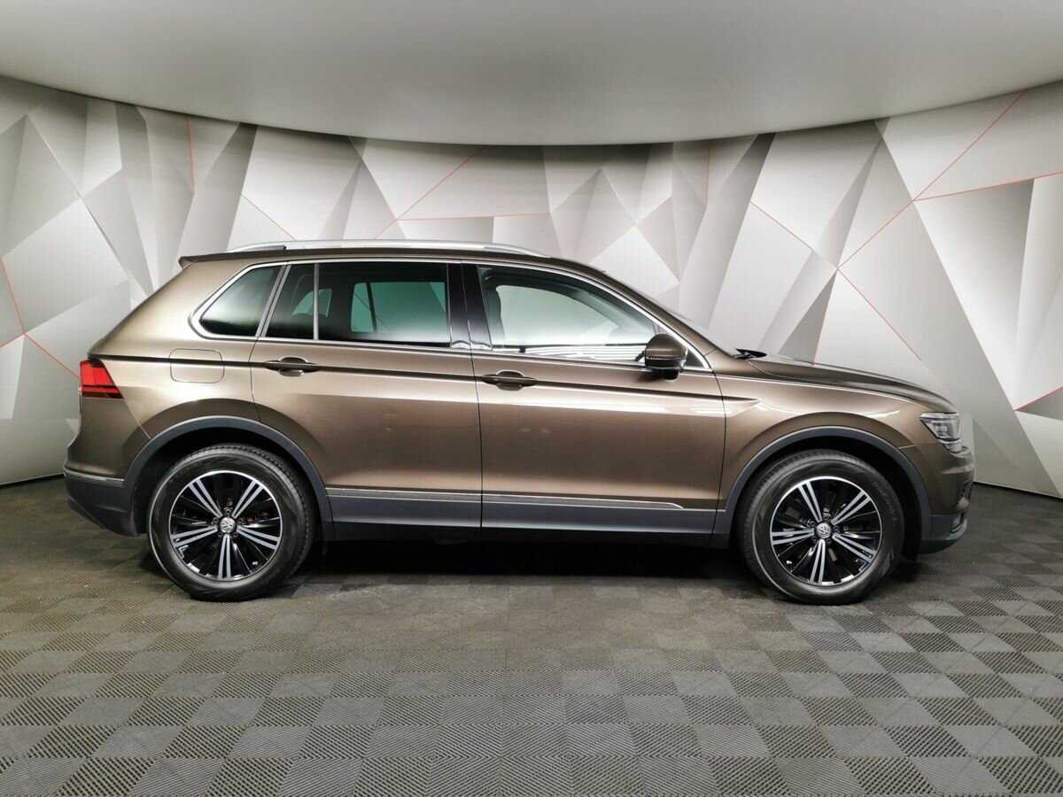 Volkswagen Tiguan, 2018 - 65 216 км. | Фото №6