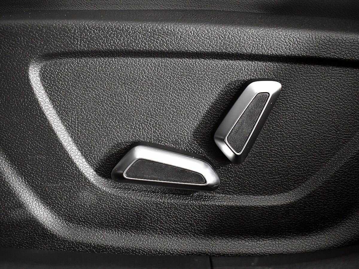 Geely Coolray, 2023 Фото №17