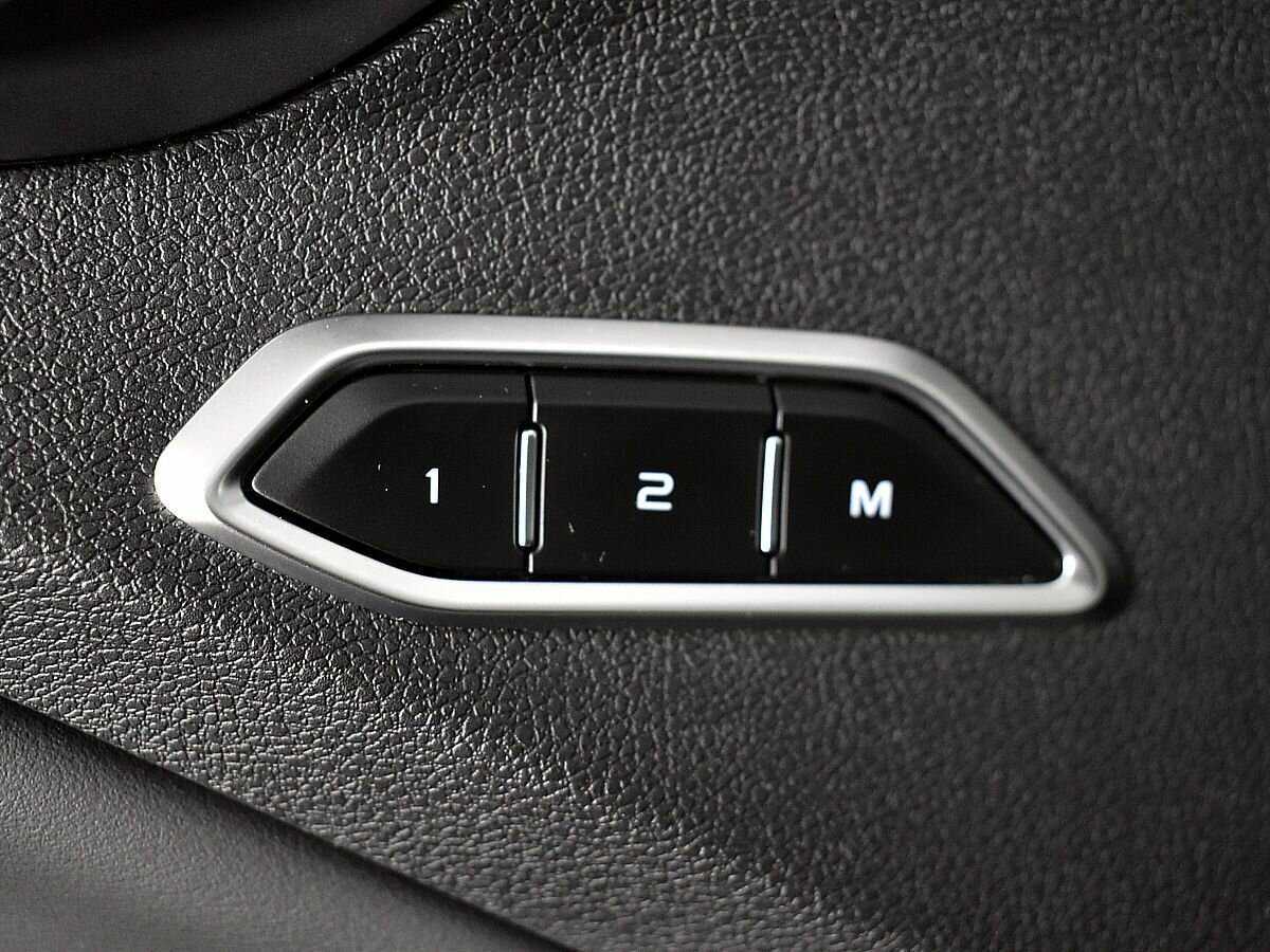 Geely Tugella, 2021 Фото №17